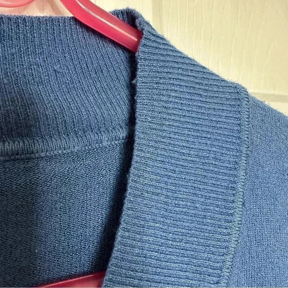 TCEC Sweater V-Neck Blue  Size Large - Picture 7 of 16